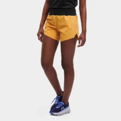 On Running On 5" Running Shorts Women's 8 On Running On 5" Running Shorts Women's -On Running 057380 725 1