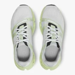 'On Running' Women's Cloudgo - White / Meadow 9 'On Running' Women's Cloudgo - White / Meadow -On Running 55.98624 cloudgo fw22 white meadow w g2 1024x1024@2x