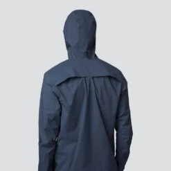 On Running Men's ON-Running Waterproof Anorak 124.00079 -On Running Small JPEG FB TW Social Post Detail Shot 1200x1200 FW19 Waterproof Anorak Navy M 2