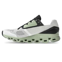 On Running Men's On Cloudstratus 2 - 39.99212 -On Running Small JPEG cloudstratus fw21 white black mw g4 pack shot