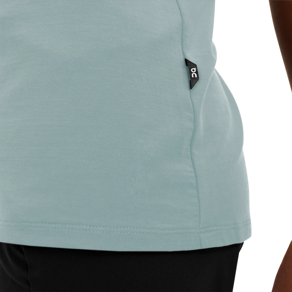 On Running Women's On Active Tank - 228.00682 7 On Running Women's On Active Tank - 228.00682 - Image 5