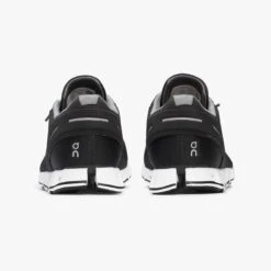 'On Running' Men's Cloud - Black / White -On Running cloud 2 fw19 black white m g5 0890ac20 ce18 4c0c 8236 6f2876ca7737 1024x1024@2x